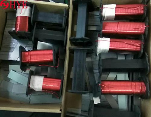新品分频器音圈矽钢片I型自动插片机 新品分频器音圈矽钢片I型自动插片机
