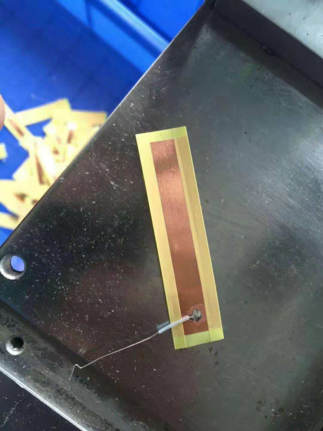 代理铜箔背胶、铜箔焊引线、铜箔穿套管、铜箔贴焊点、铜箔焊线、铜箔裁切等代加工工序